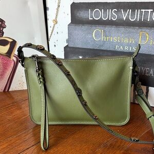 Coach Soho Crossbody with Tea Rose Strap. EUC